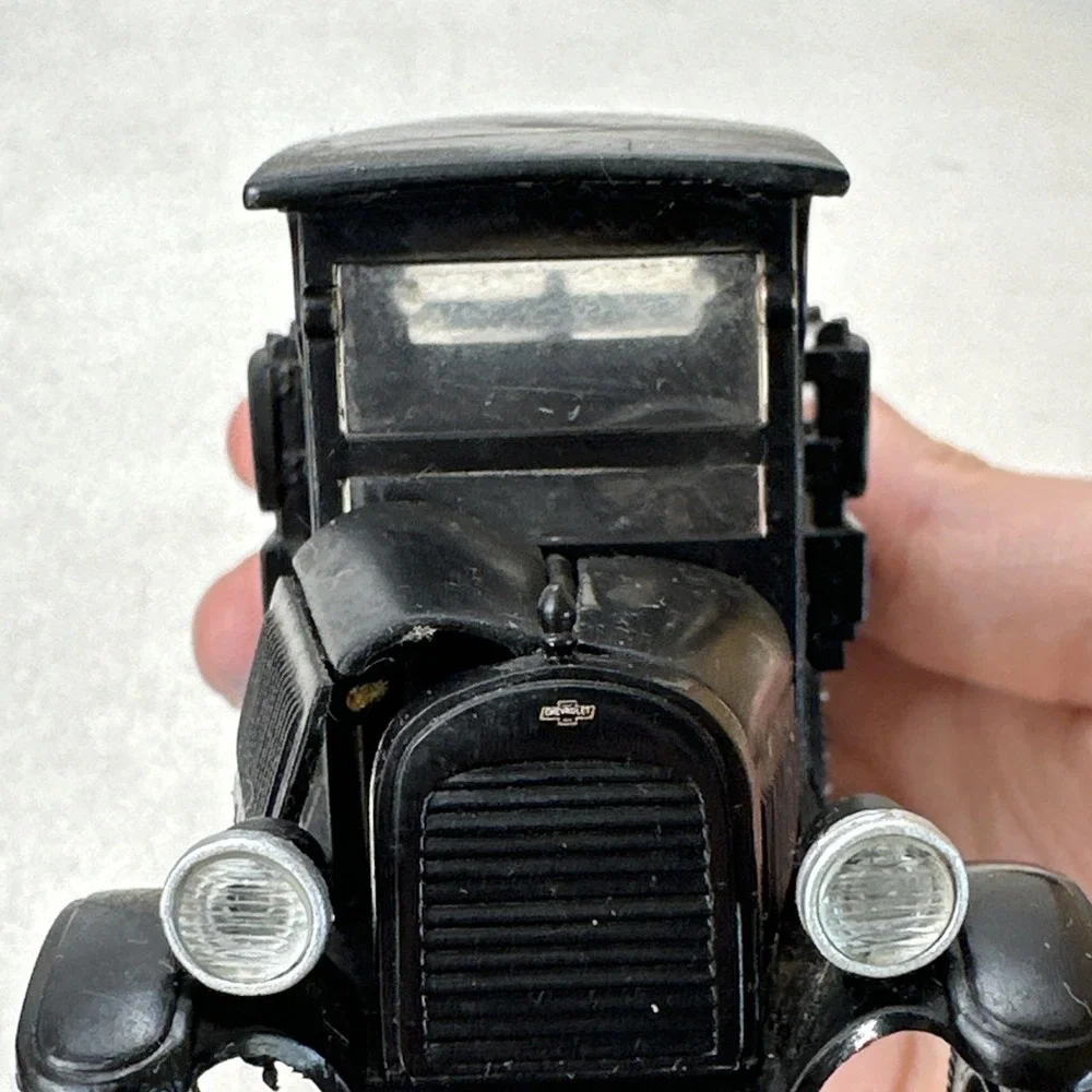 Chevrolet 1923 Series D 1 Ton Truck Stake Bed Diecast Model Vehicle Black 1:32